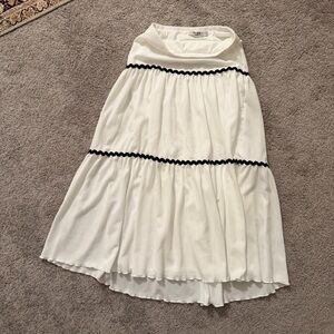 Elegant White Maxi Skirt with Black Trim